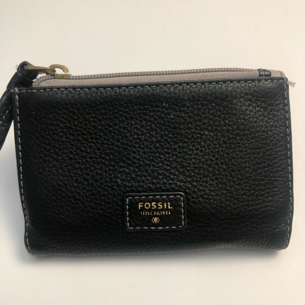 Fossil wallet